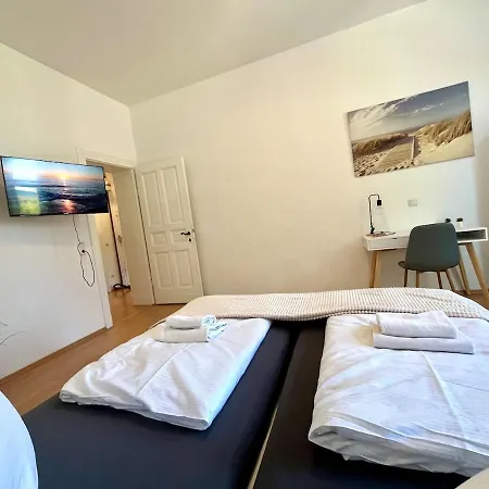 Apartment Zentral, Direkt Am Bg Krankenhaus