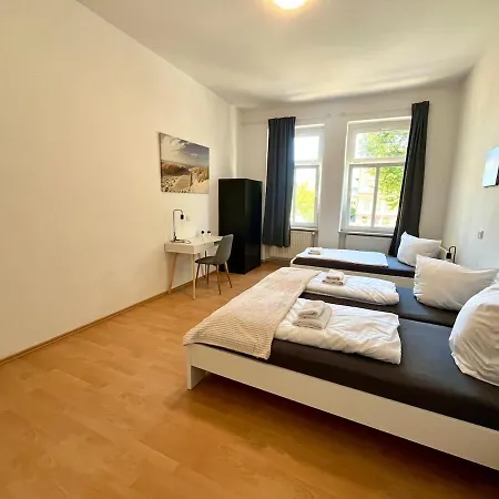 Zentral, Direkt Am Bg Krankenhaus Apartment